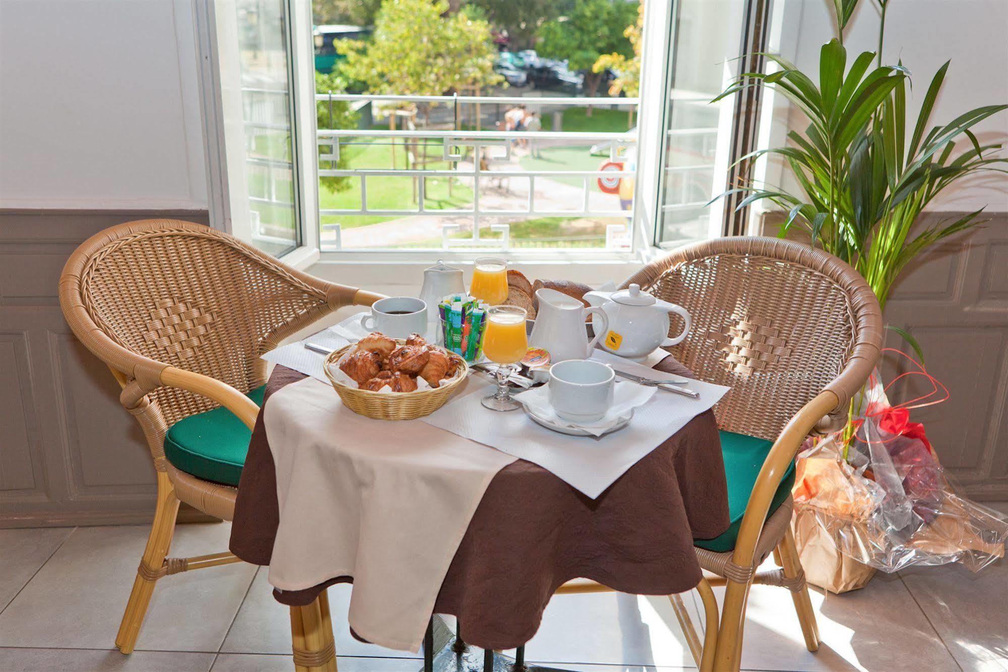 Hotel Riviera Бастия Экстерьер фото