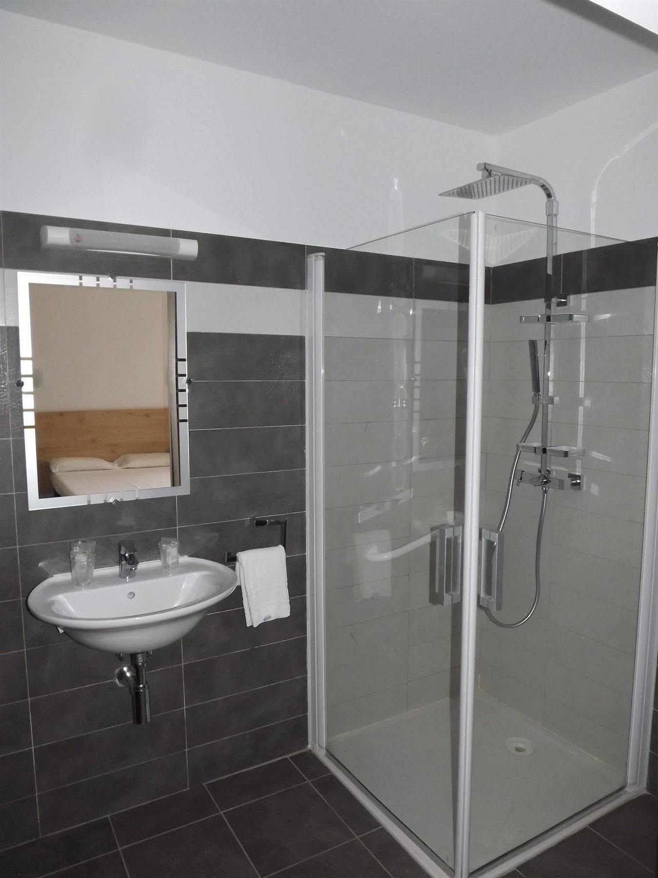 Hotel Riviera Бастия Экстерьер фото